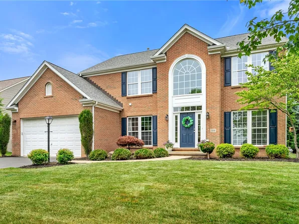 122 Kaufman Run Blvd, Mars, PA 16046