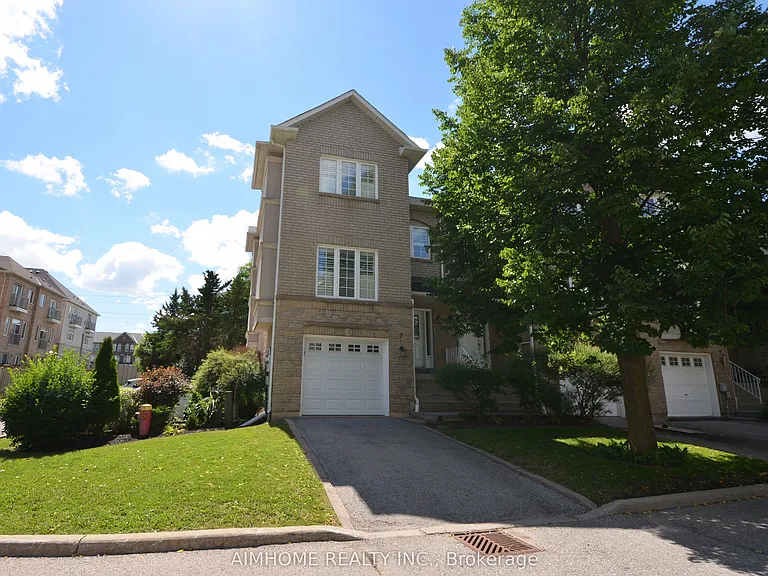 10719 Bathurst St #7 — Photo 1