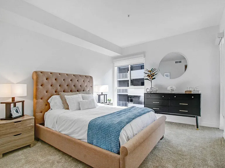 Watermark Apartments — Photo 7