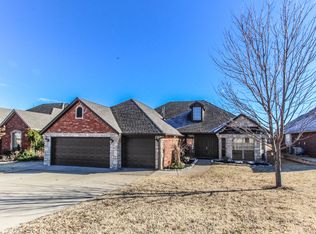 205 Summit Ridge Ct, Norman, OK 73071