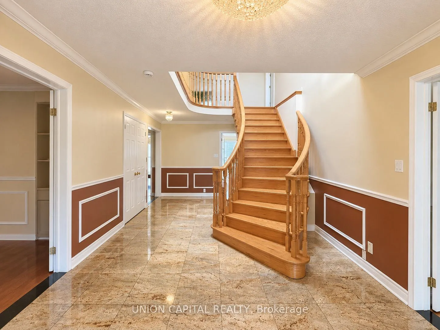 4 bed, $3,600 — Photo 2