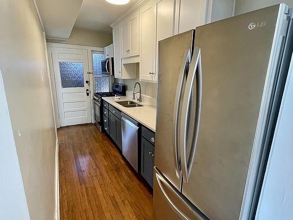 3rd image of 3814 Washington St #3S