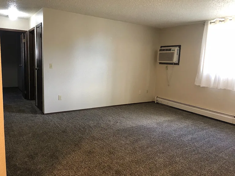1831 Allison Dr — Photo 10