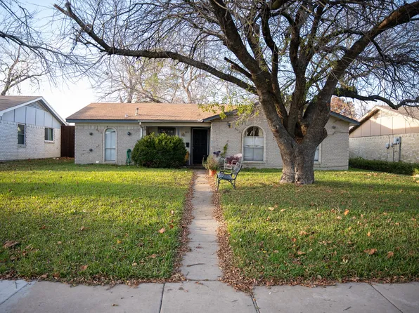 809 Longbeach Dr, Garland, TX 75043