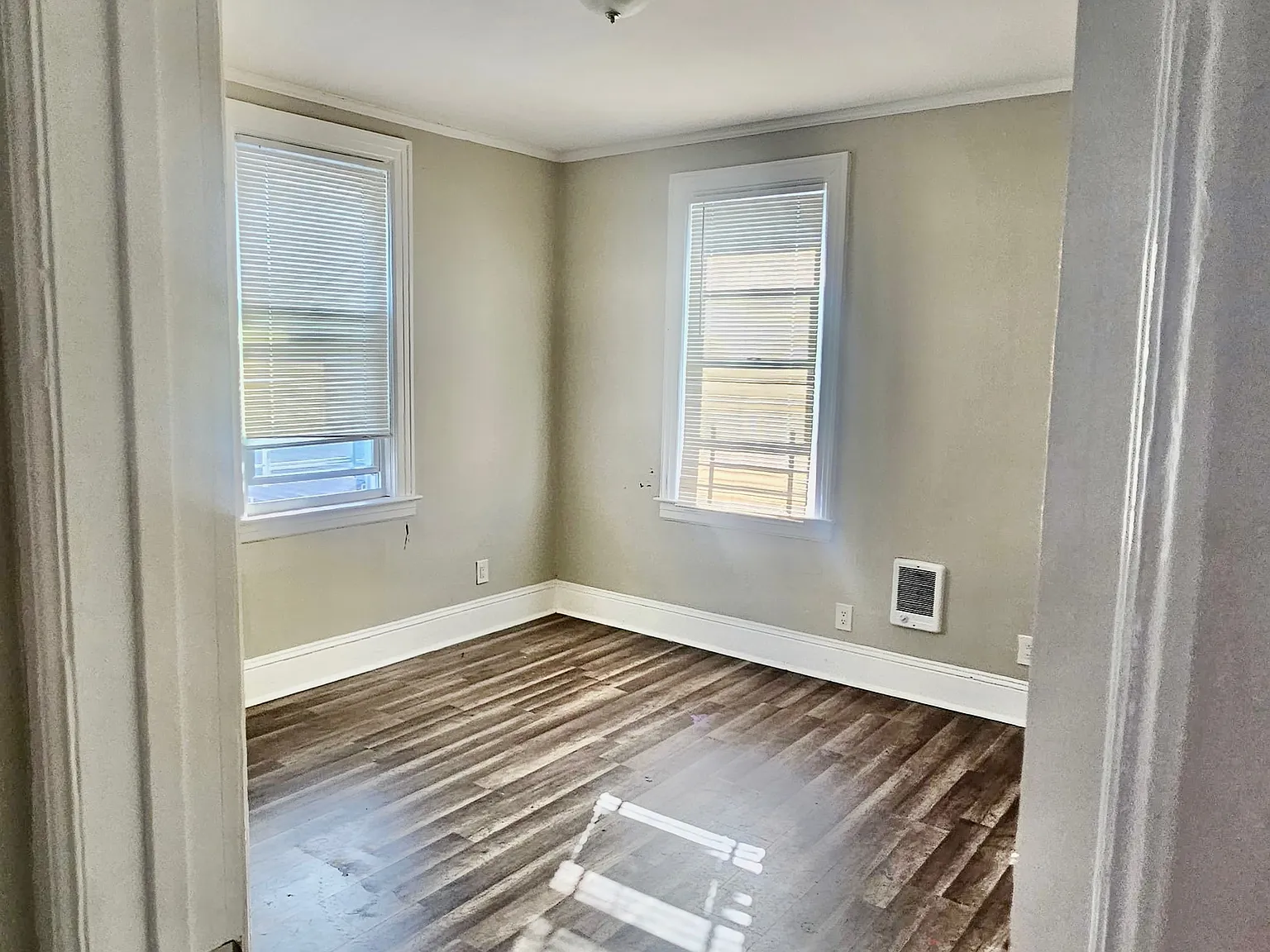 3 bed, $3,600 — Photo 4