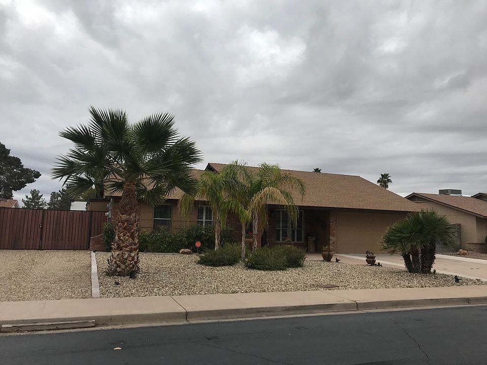 1st image of 3309 E El Moro Ave