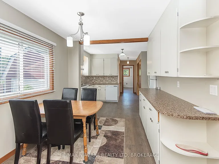 129 Adelaide St — Photo 19