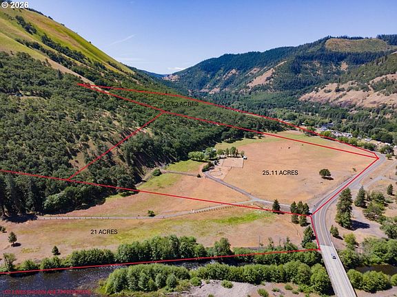 2nd image of 992 Highway 142