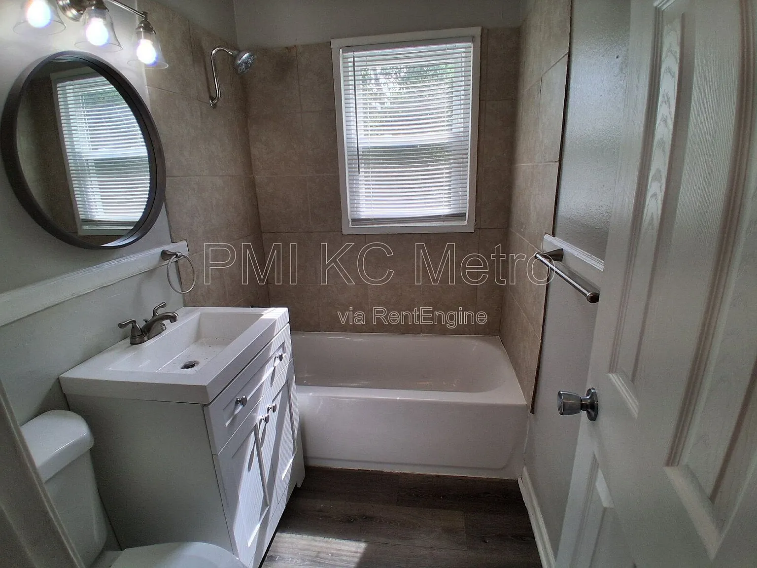 2 bed, 1.0 bath, 850 sqft, $925 — Photo 3