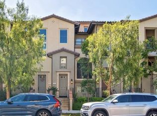 114 Neptune #2, Irvine, CA 92618
