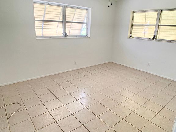 4th image of 1490 NW 43rd Ave APT 302