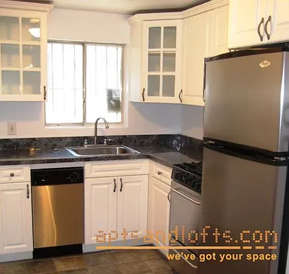 Rented by aptsandlofts.com | media 28