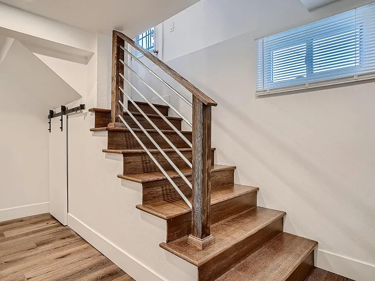 31 Julian St — Photo 13