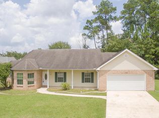 576 Alkii Ct, Diamondhead, MS 39525