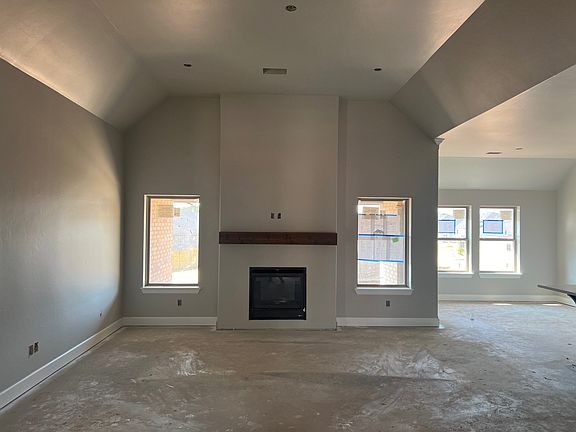 3rd image of 6216 Frankie Lynn Ln