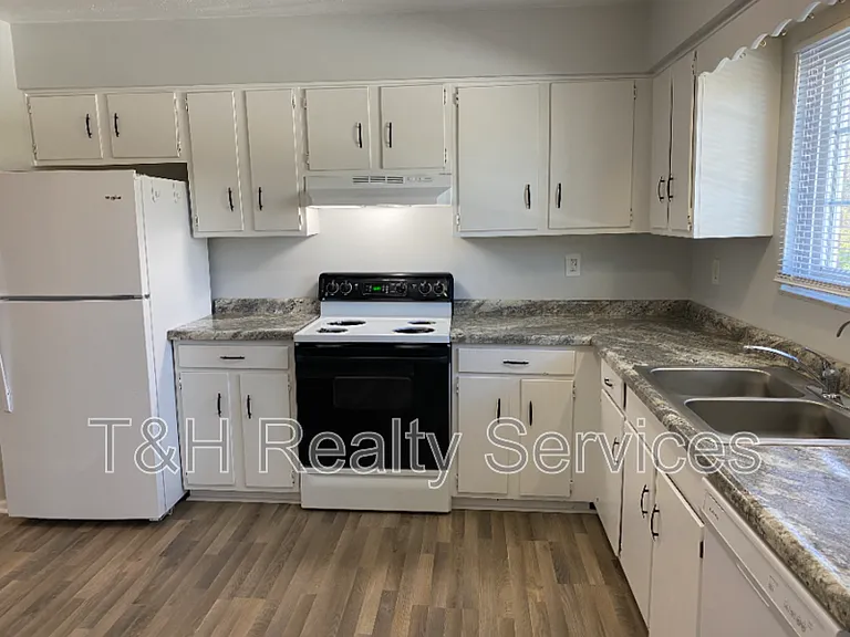 857 Indigo Way — Photo 11
