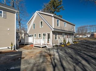 8 Grove St #A, Topsfield, MA 01983