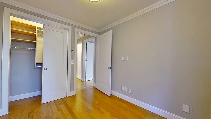 Rented by Compass | media 23