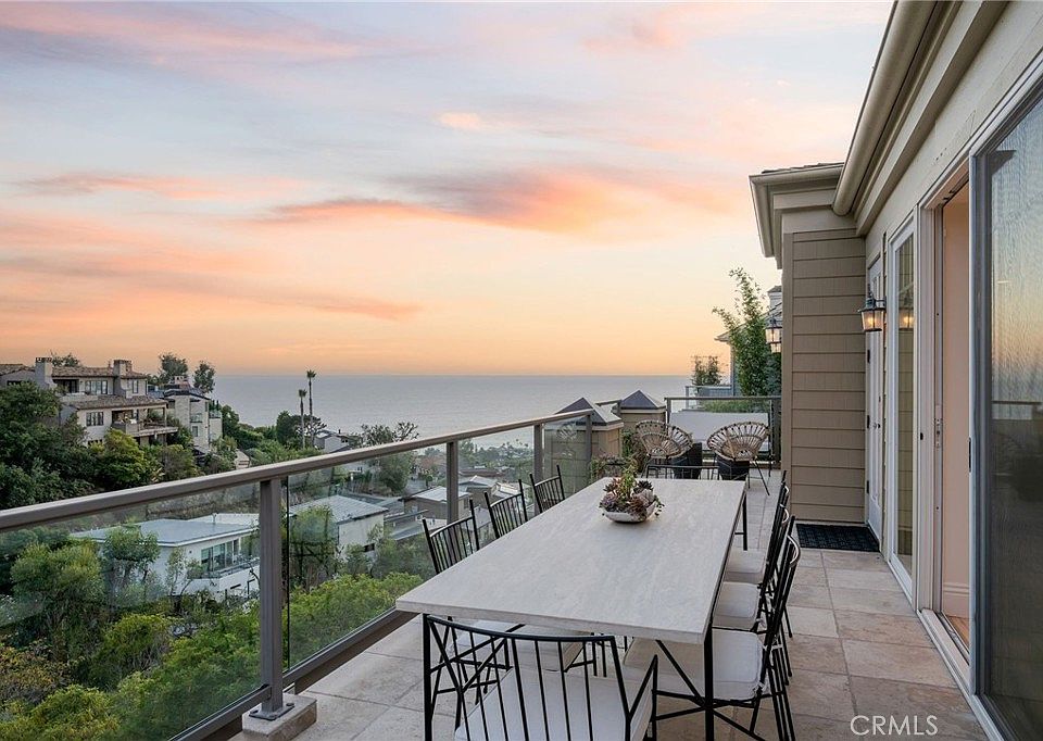 322085f76ddc324278f20a742dc293