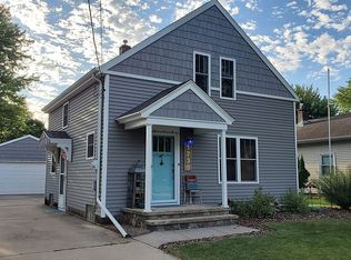 1730 N Harriman St, Appleton, WI 54911