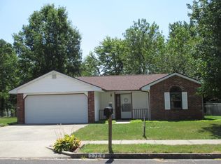 2704 Mayflower Dr, Columbia, MO 65202