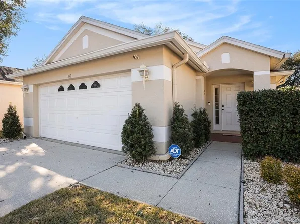 310 Summer Sails Dr, Valrico, FL 33594