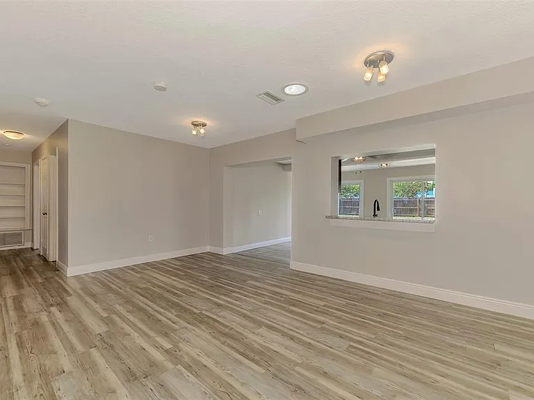 5520 Hayden Blvd — Photo 9