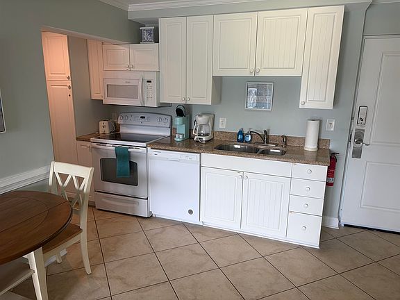 5th image of 14290 Ocean Hwy. #205