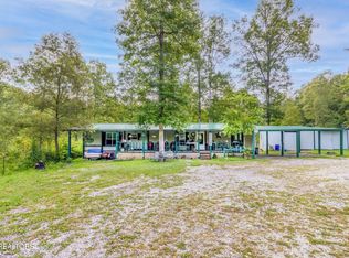 499 Honey Creek Loop Rd, Allardt, TN 38504