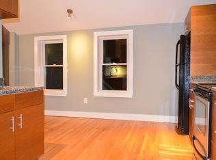 15 Cumberland Ave APT 3, Portland, ME 04101