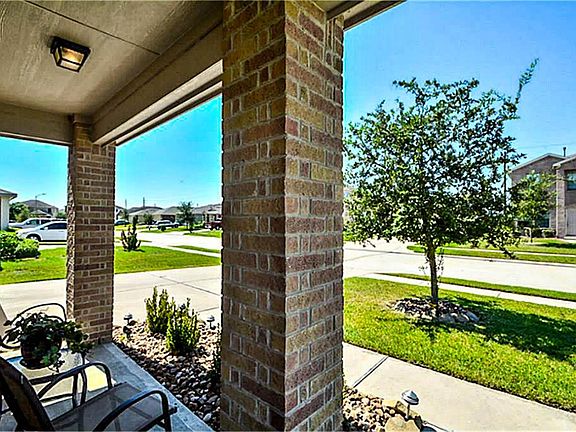 3rd image of 2730 Mustang Hill Ln
