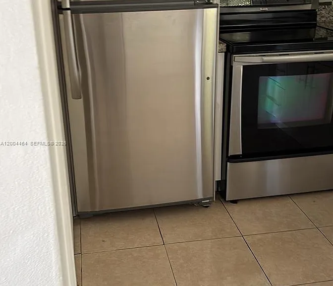 2415 Lincoln St #305 — Photo 22