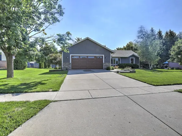 558 Spencer Dr, Evansville, WI 53536