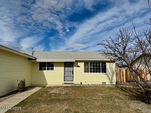 3rd image of 2044 Lonnie Ln