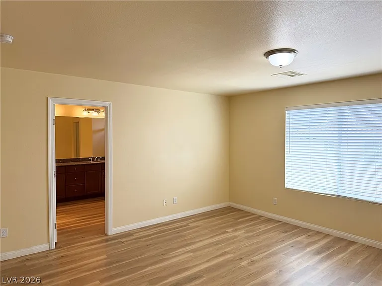 5889 Azzura Palms Ave — Photo 16
