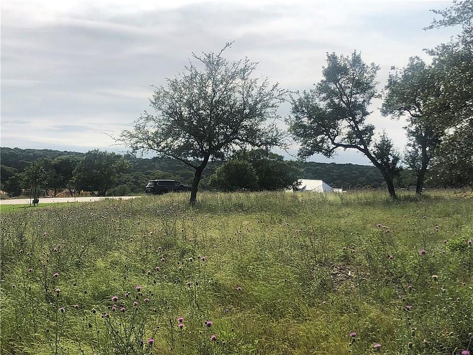 2nd image of 6 Highland Spring Ln