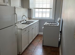 880 E Broad St APT B4, Columbus, OH