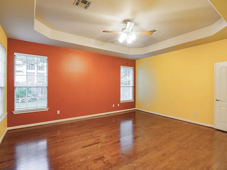 2412 Arbor Dr — Photo 11
