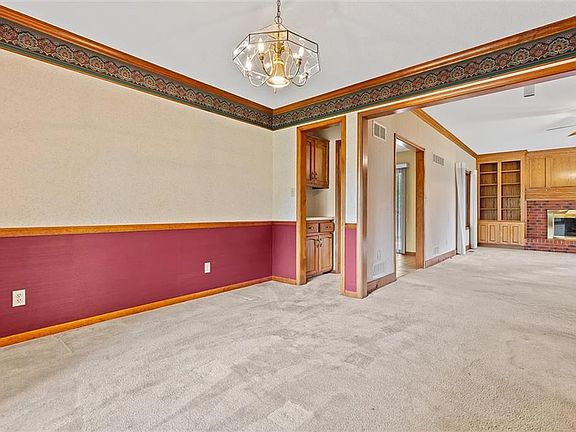 5th image of 109 Allison Ct