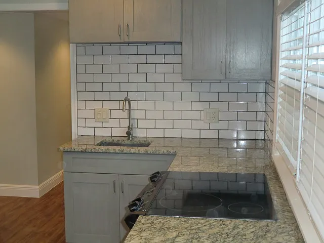 411 S Ocean Breeze — Photo 10