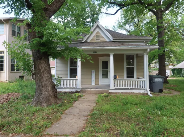 1014 State St, Emporia, KS 66801