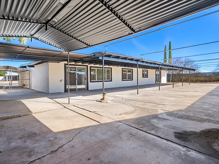 2214 Santa Rosa Dr — Photo 11