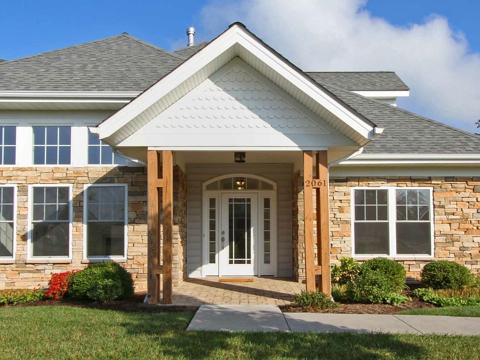 1st image of 2061 Blue Jay Ln