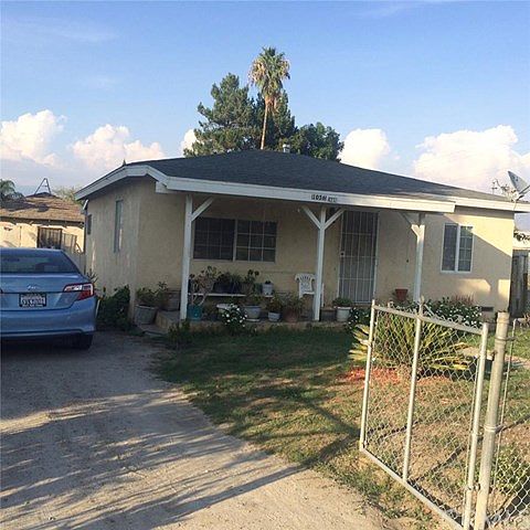 2nd image of 24804 Hope St