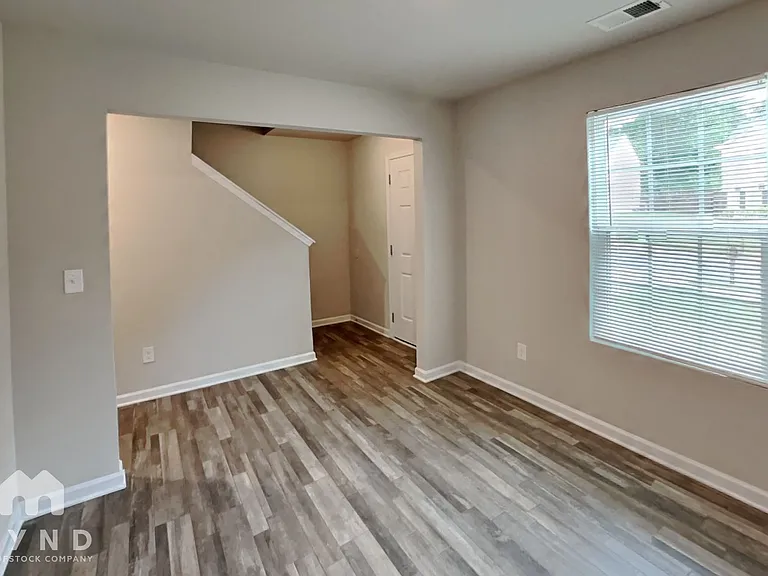 352 Indian Lake Trl — Photo 6