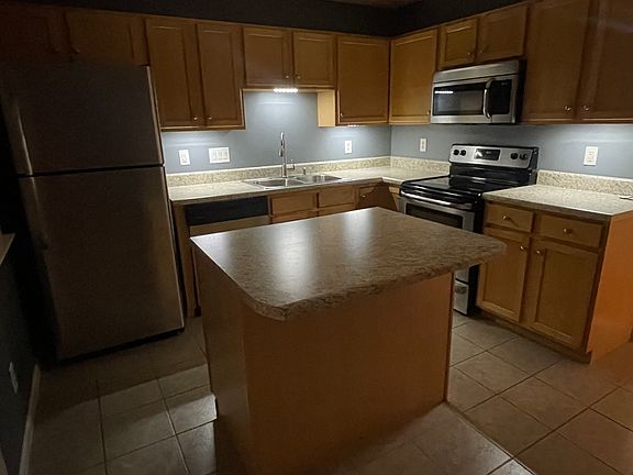 5th image of 1108 Glory Vine Rd