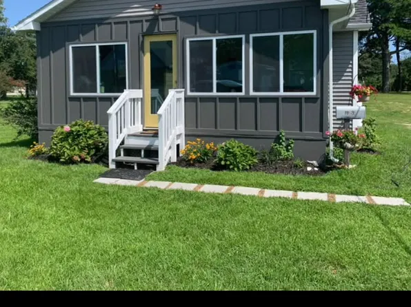7363 Andrews Ln, Chincoteague, VA 23336