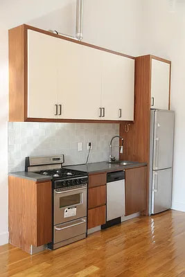 Rented by EXR | media 70