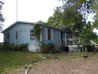 1st image of 300 Caledonia Dr