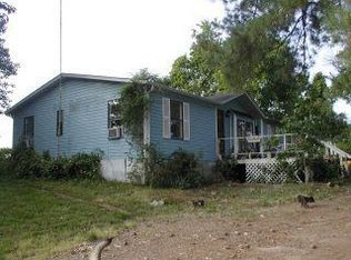 300 Caledonia Dr, Halifax, NC 27839